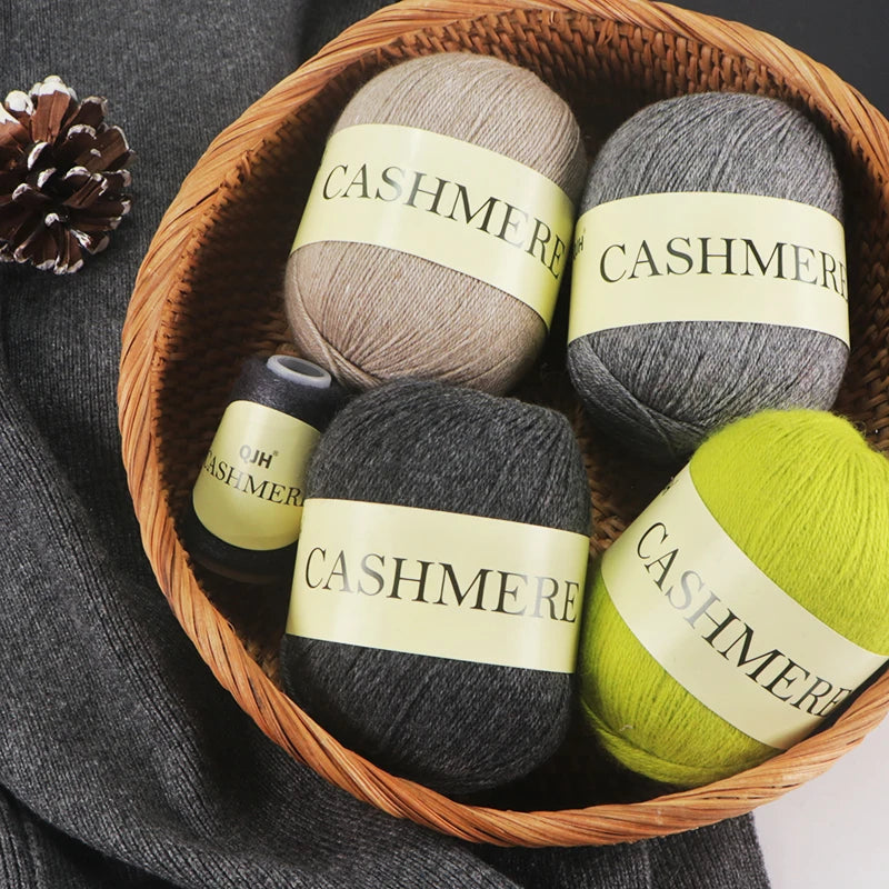 1Skein (50g) Plus 1Spool (20g) Soft Cashmere Yarn,Hand-knitted Cashmere Yarn For Knitting And Crocheting Scarf,Sweater,DIY Craft