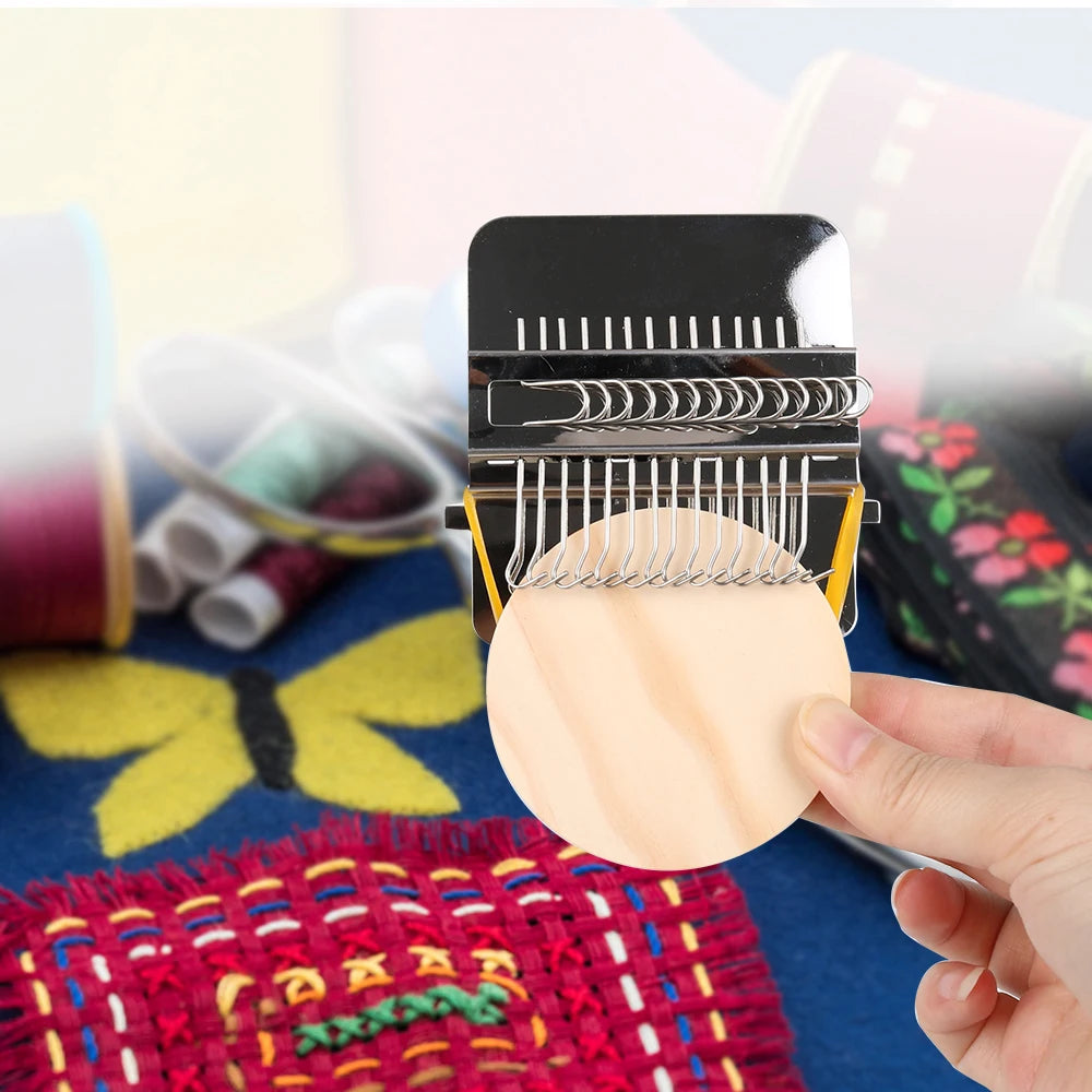 Knitting Tools Hand Tapestry Wood Loom Weaving Frame Small Frame Small Loom For Mending Clothes and Jeans Darning Machine