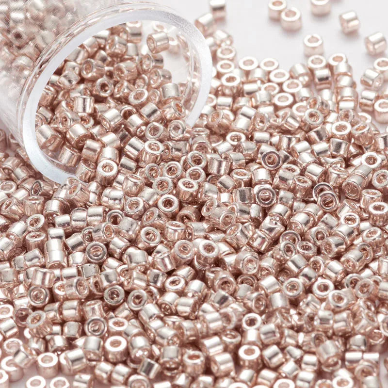 2000pcs 11/0 1.3*1.6mm Generic Metallic Color Glass Beads